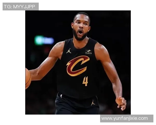 2008年火箭与骑士精彩对决回顾央视直播盛况与球星表现分析 2008年火箭与骑士精彩对决回顾央视直播盛况与球星表现分析