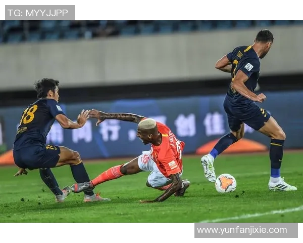 2020年广州恒大与伊蒂哈德的巅峰对决回顾与精彩瞬间分析